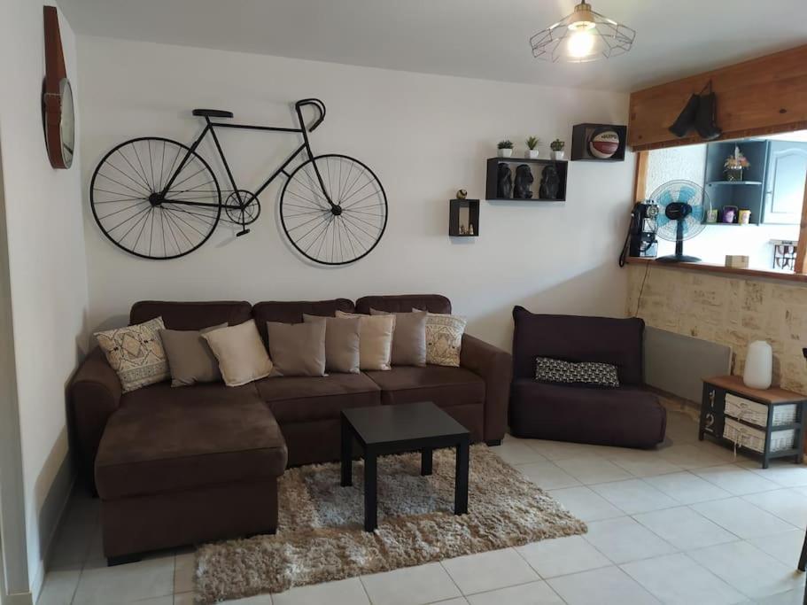 Joli Avec Grande Et Belle Terrasse, Au Pied De La Du Grazel! Apartment *